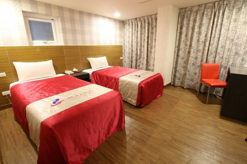 Tomorrow Hotel Taipeh Exterior foto